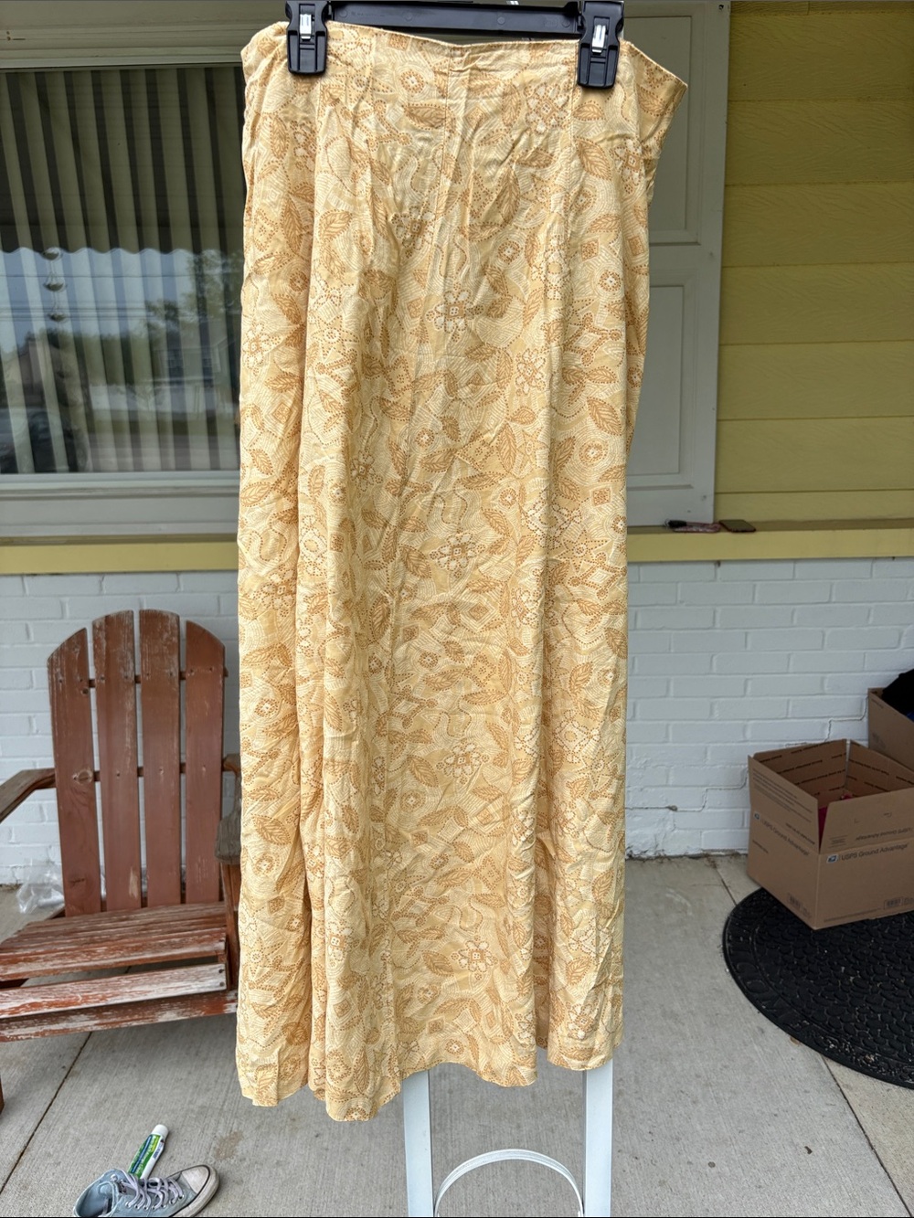 Light Yellow Paisley Maxi Skirt – Women’s Flowing Summer Skirt